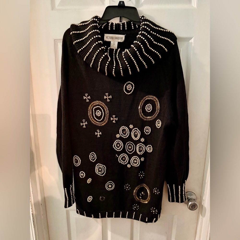 Victoria Harbour Vintage Black Sweater with Beaded Design. EUC. Size L